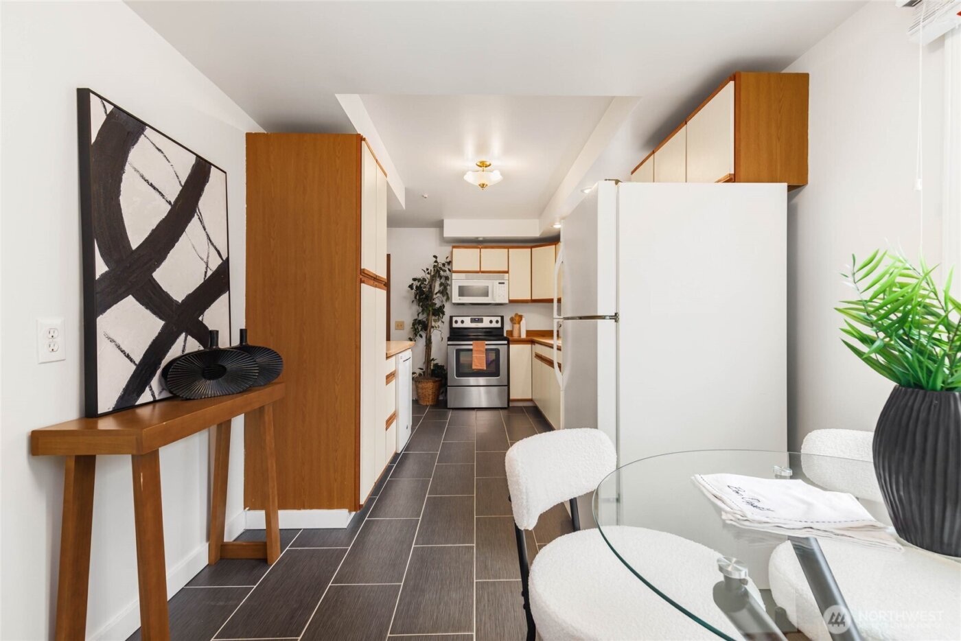 1900 S 104th , Seattle, WA 98168