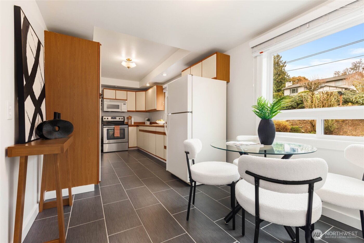 1900 S 104th , Seattle, WA 98168