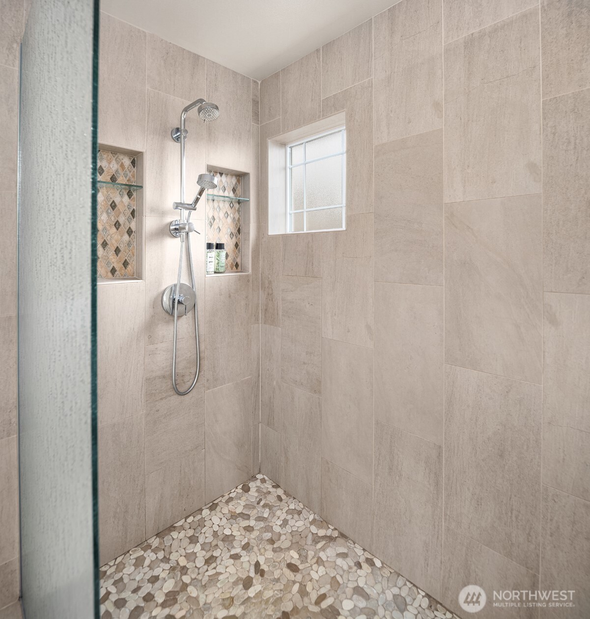 2166 NW Spring Fork Lane , Issaquah, WA 98027