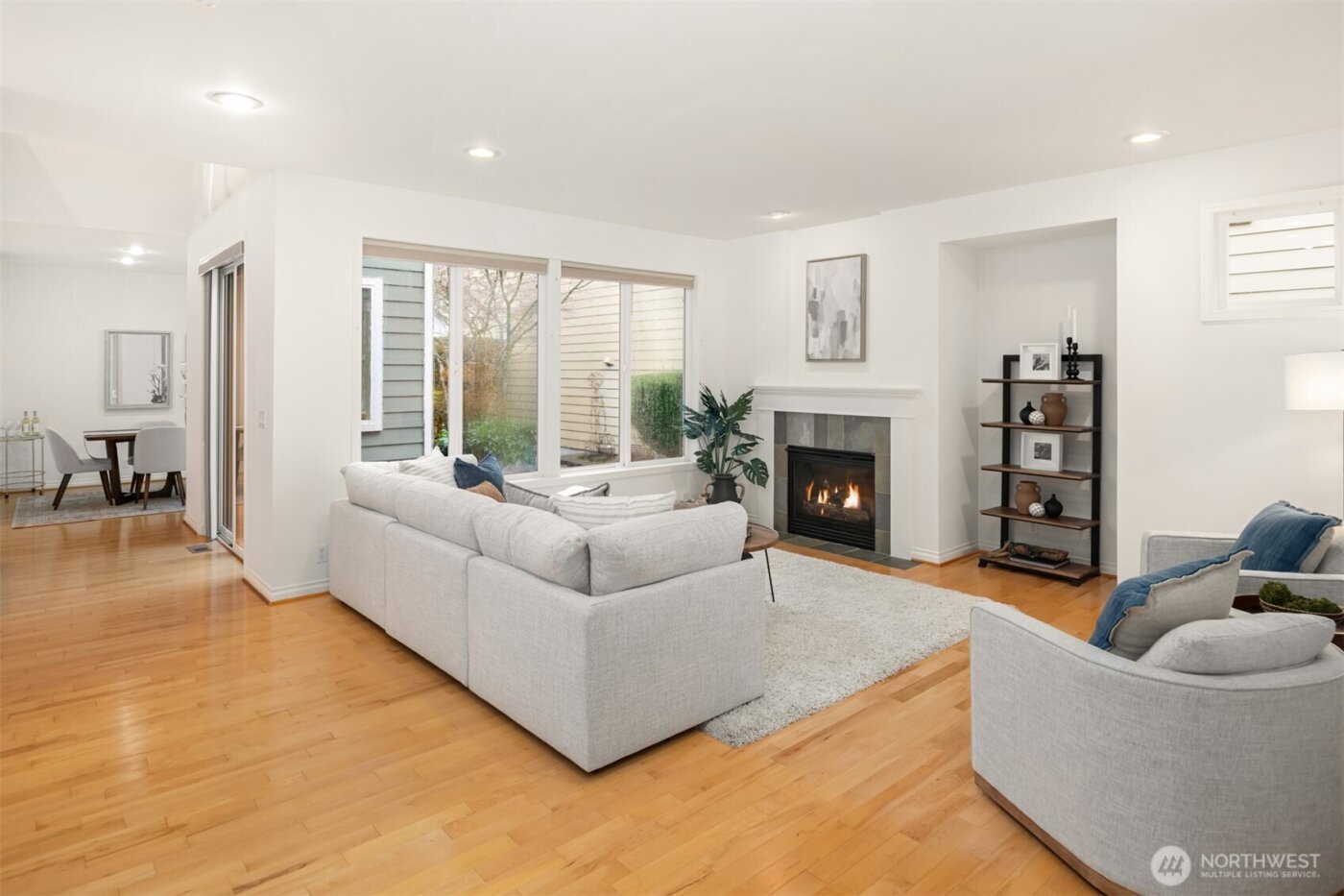 2166 NW Spring Fork Lane , Issaquah, WA 98027