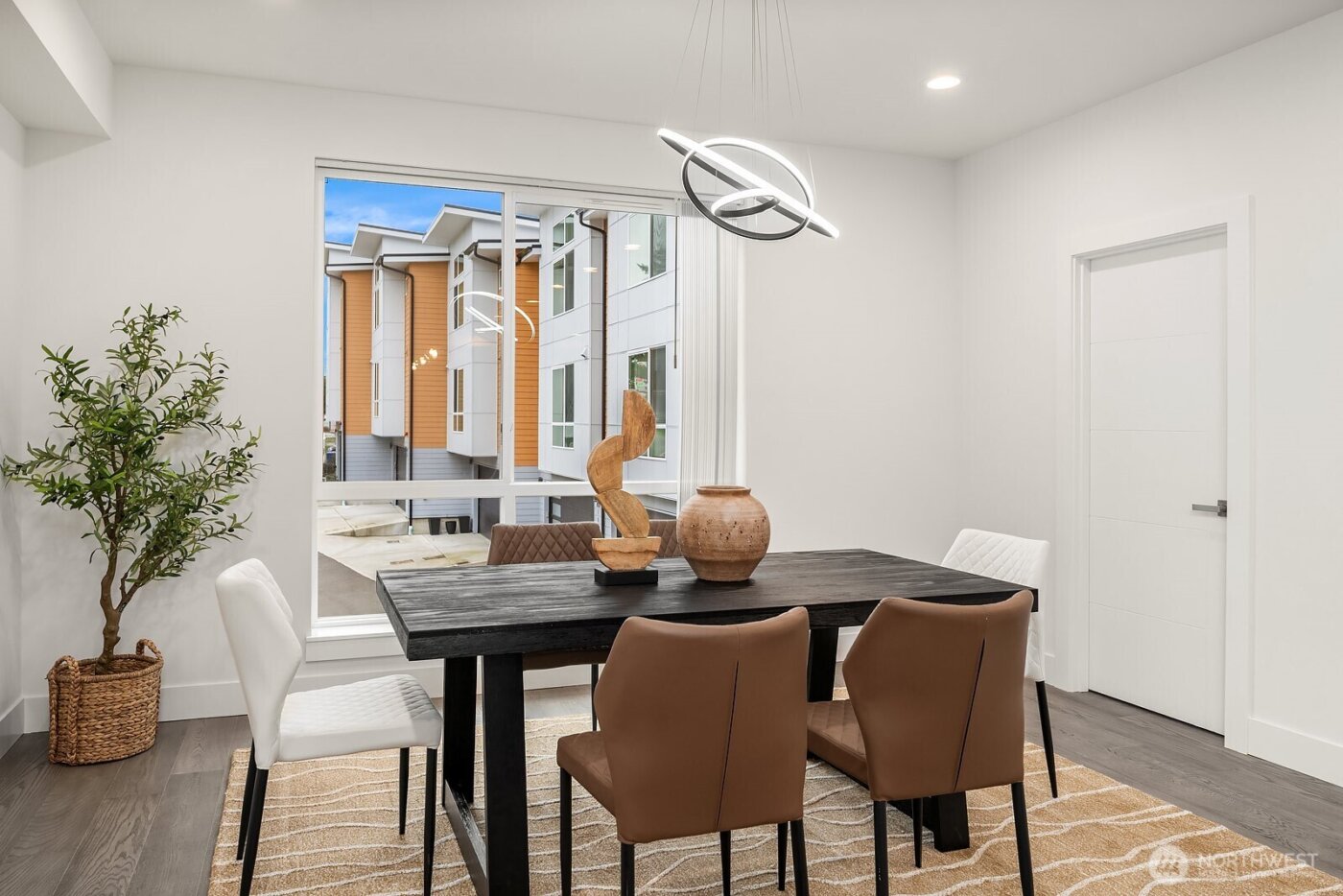 7721 NE 175th Street #103, Kenmore, WA 98028