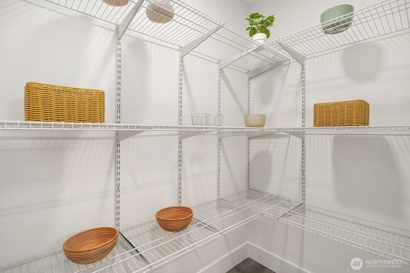 7721 NE 175th Street #103, Kenmore, WA 98028