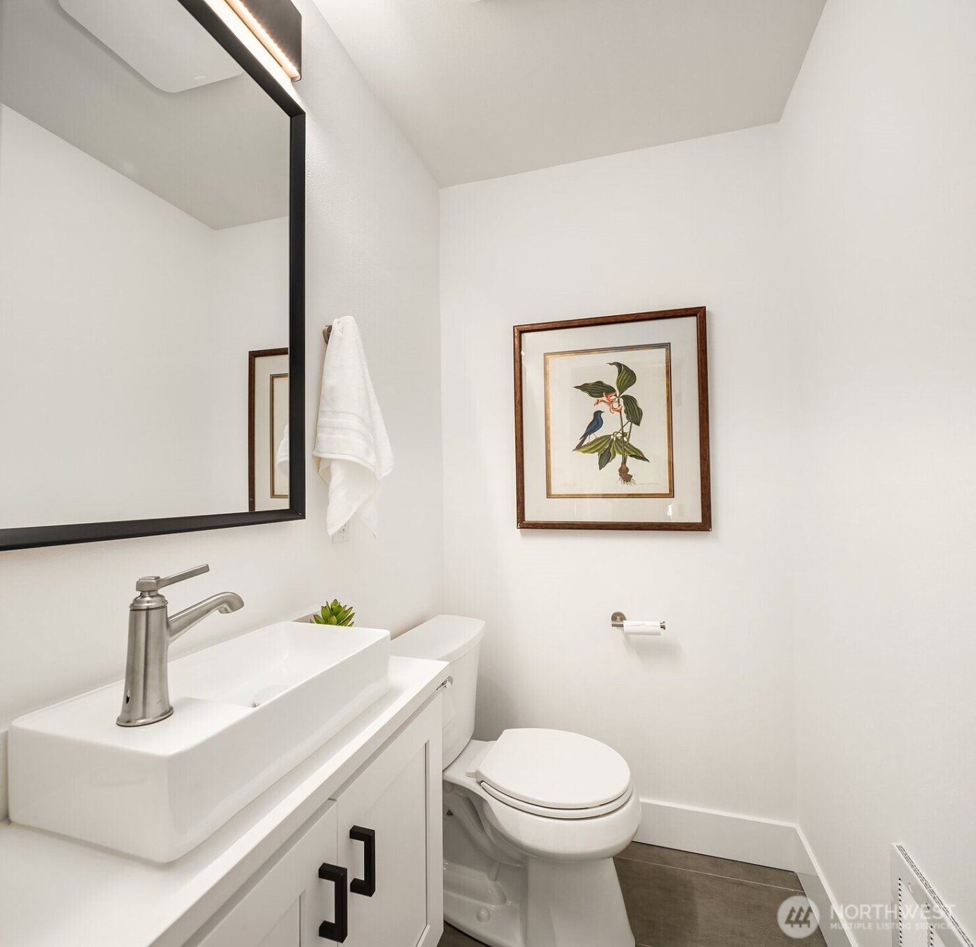 7721 NE 175th Street #103, Kenmore, WA 98028