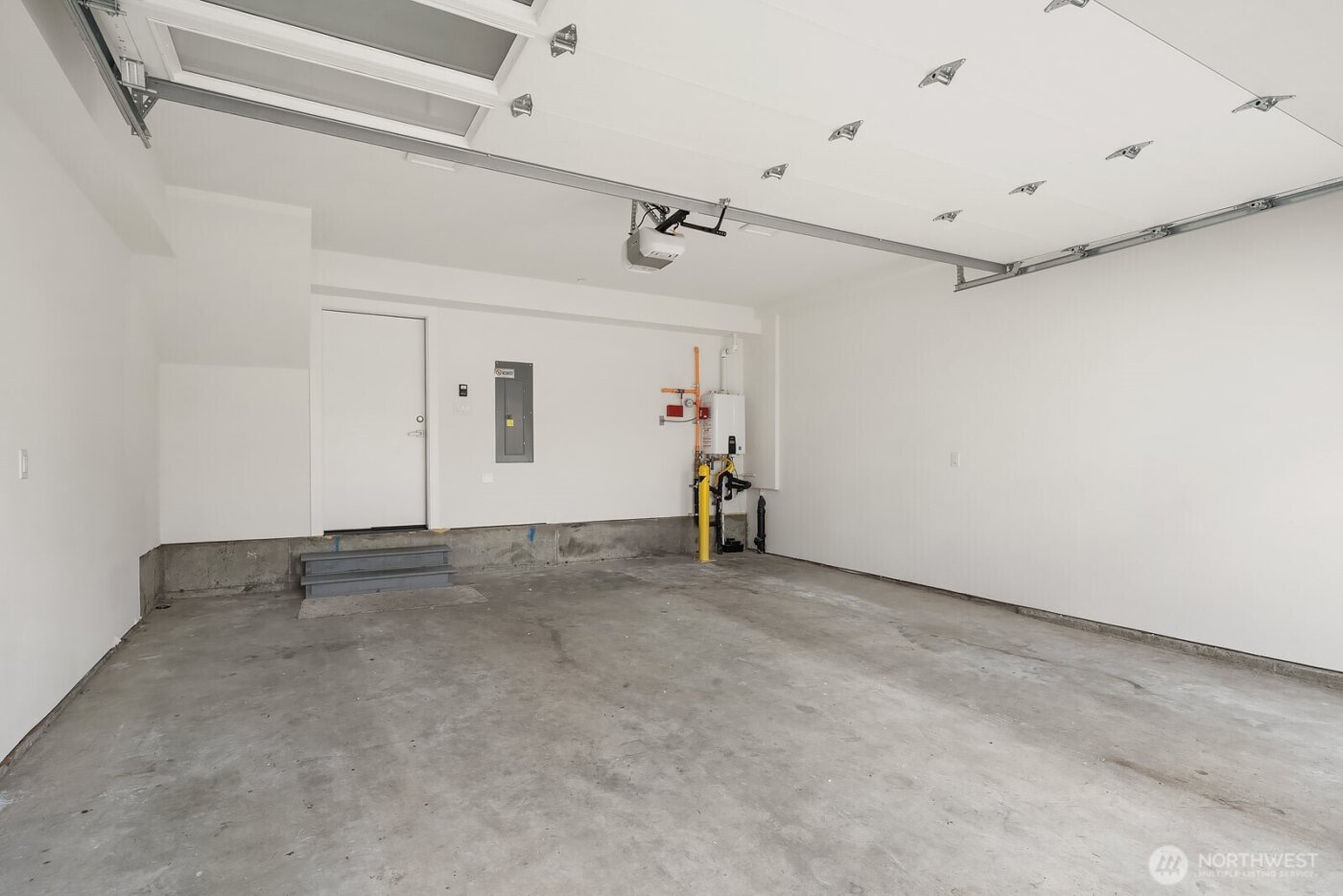 7721 NE 175th Street #103, Kenmore, WA 98028