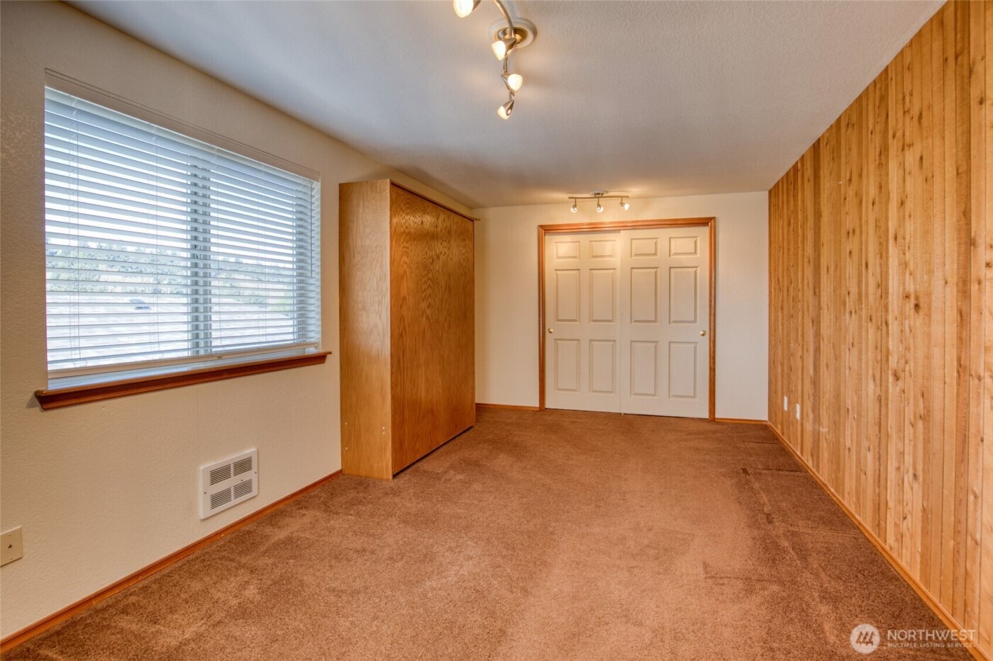 257 Chaparral Street SE, Ocean Shores, WA 98569