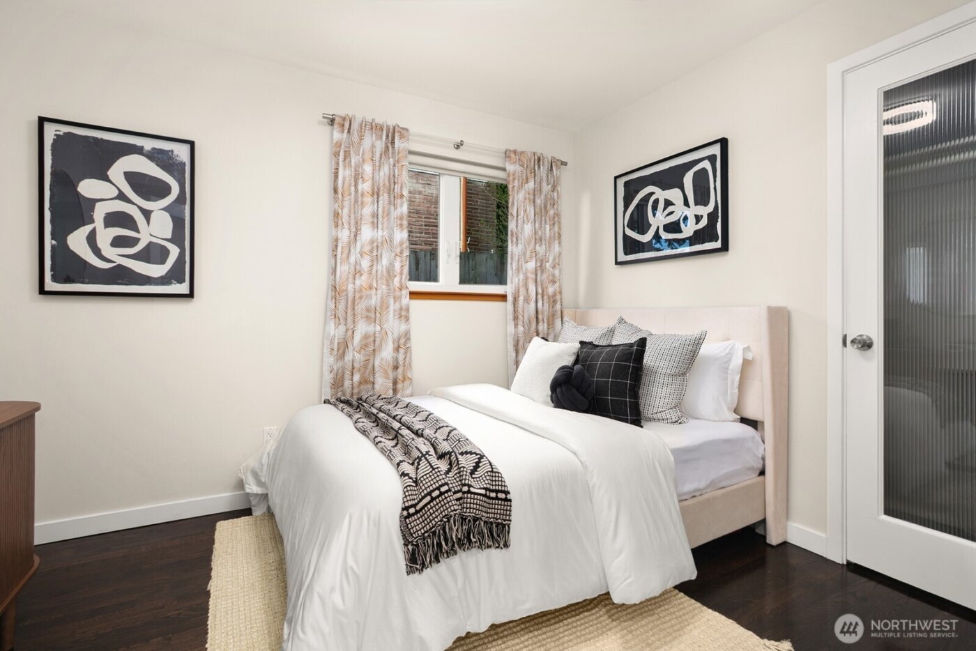 6345 Wilson Avenue S, Seattle, WA 98118