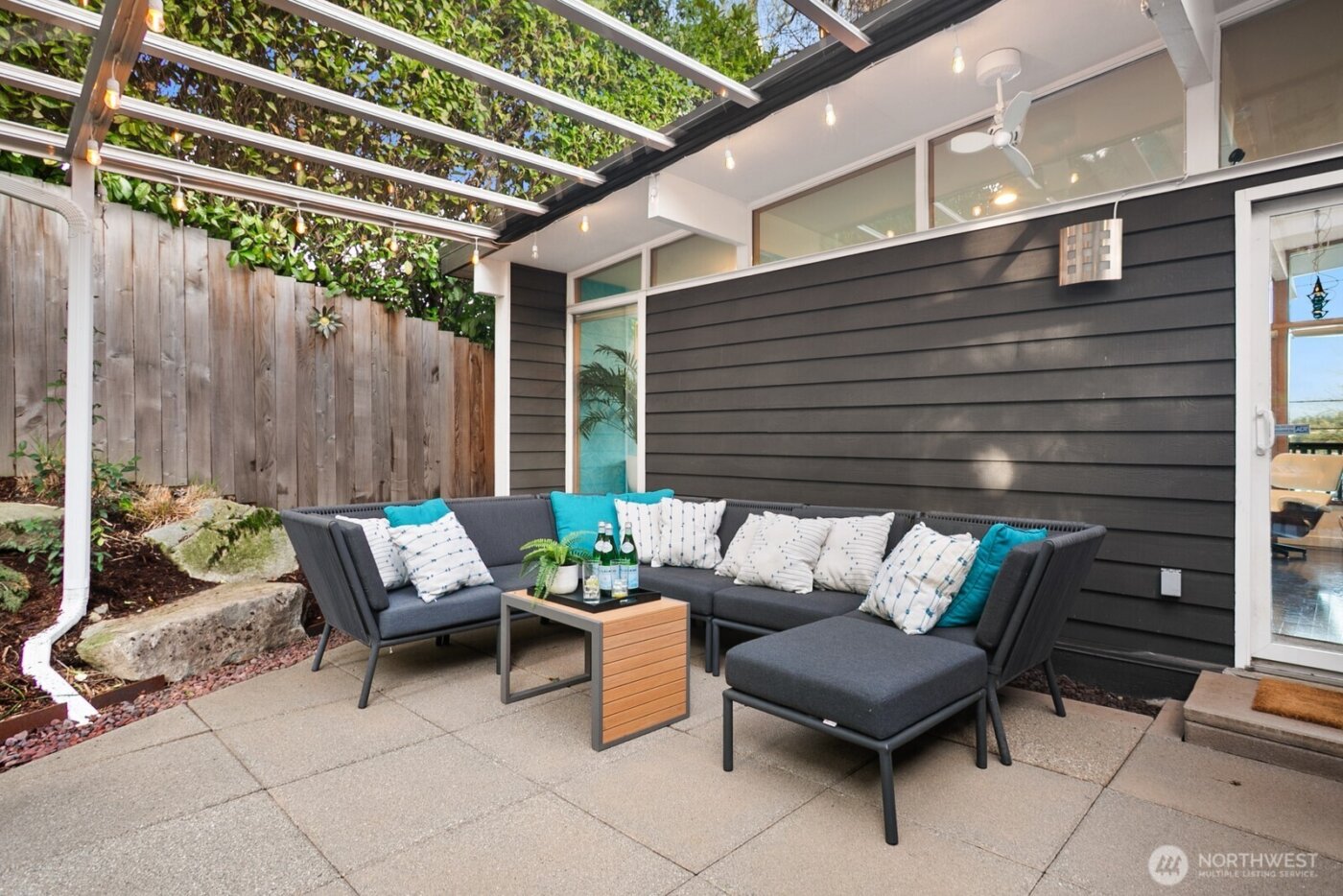 6345 Wilson Avenue S, Seattle, WA 98118