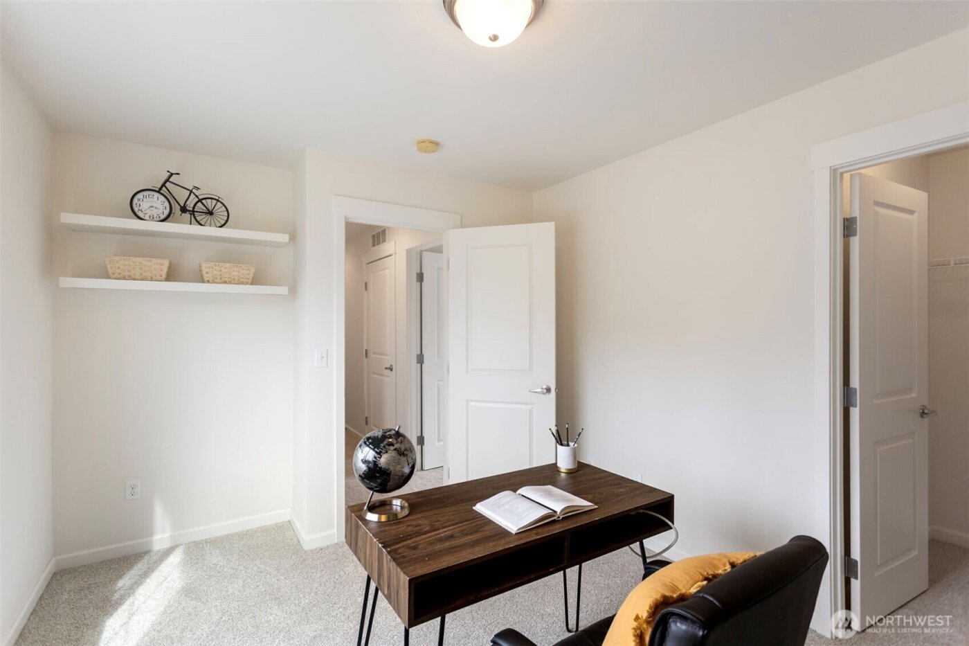 21813 38th Drive SE #5, Bothell, WA 98021