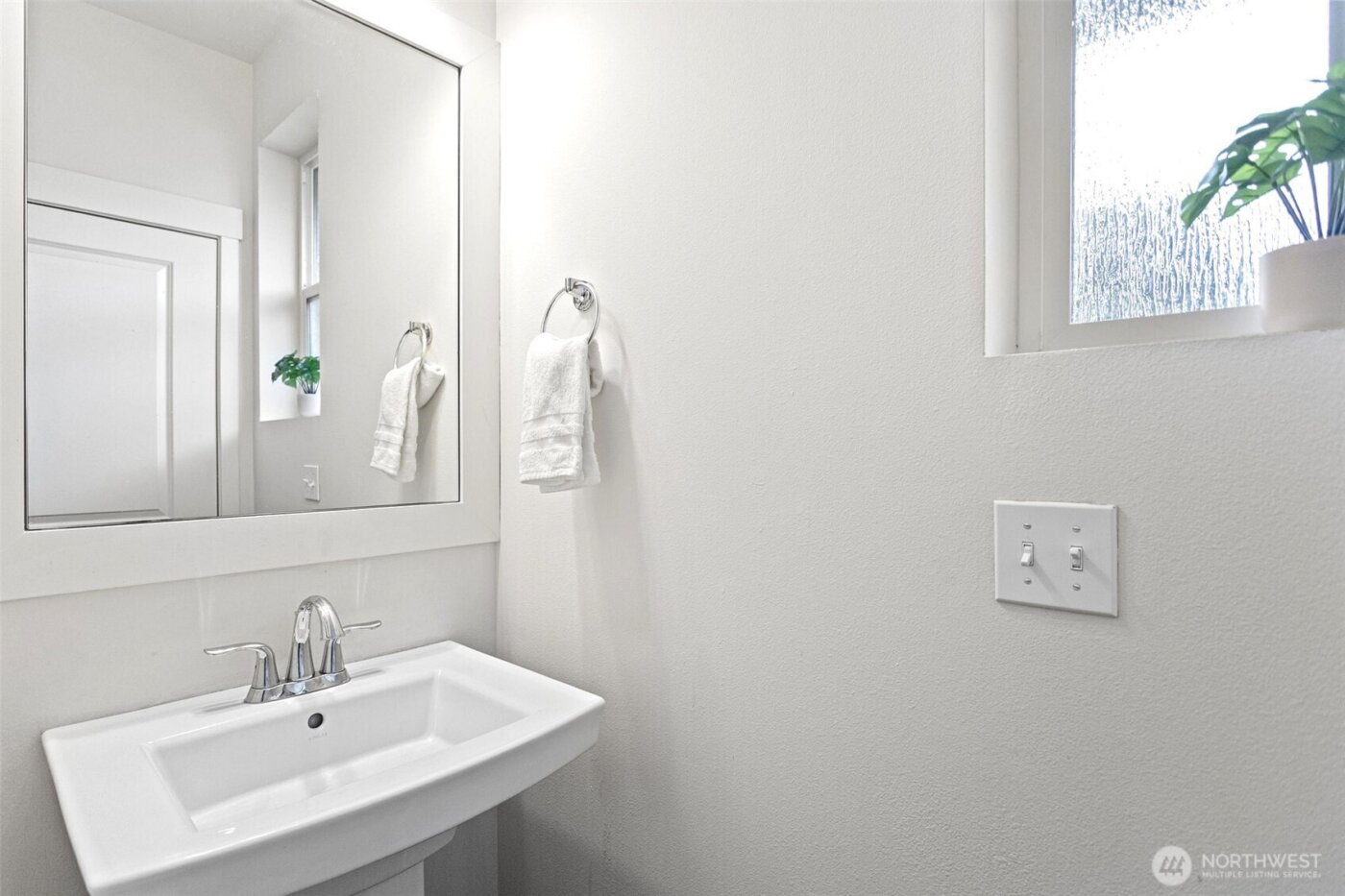 21813 38th Drive SE #5, Bothell, WA 98021