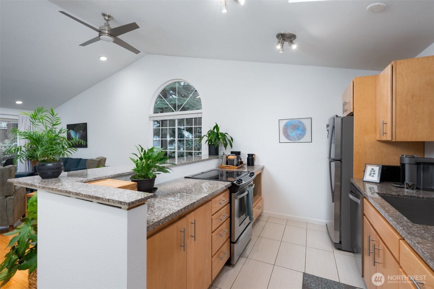 13010 102nd Lane NE ##4, Kirkland, WA 98034