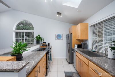 13010 102nd Lane NE ##4, Kirkland, WA 98034 - Photo 4