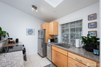 13010 102nd Lane NE ##4, Kirkland, WA 98034 - Photo 5