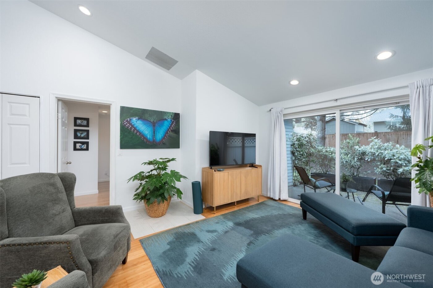 13010 102nd Lane NE ##4, Kirkland, WA 98034