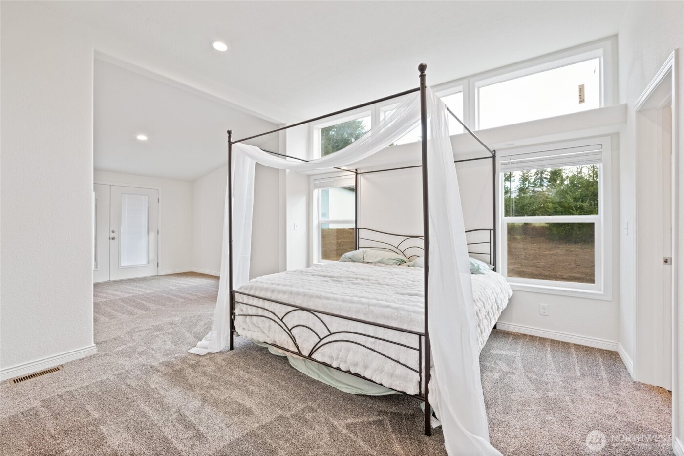 1728 Spirit Lake Highway , Castle Rock, WA 98611