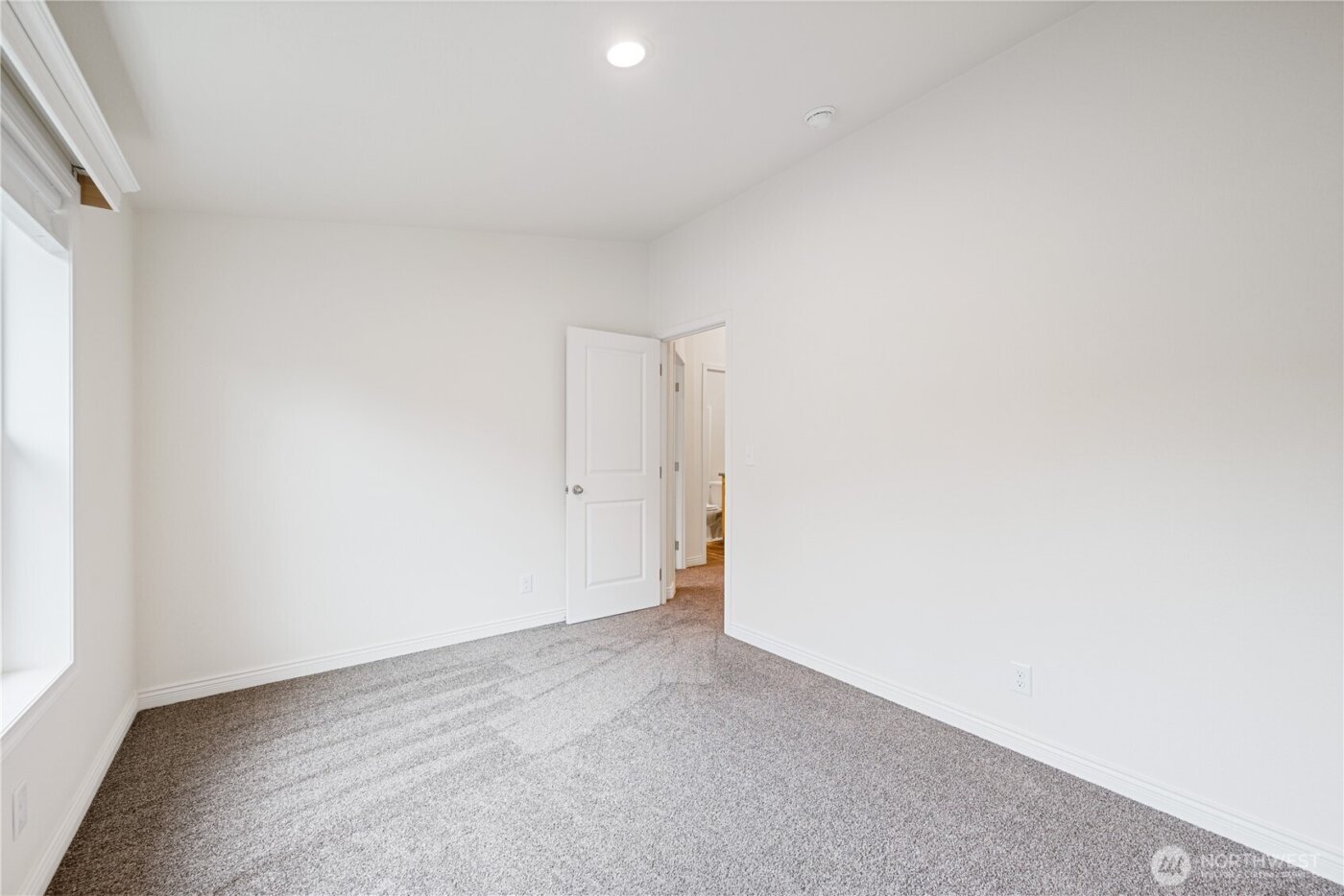 1728 Spirit Lake Highway , Castle Rock, WA 98611