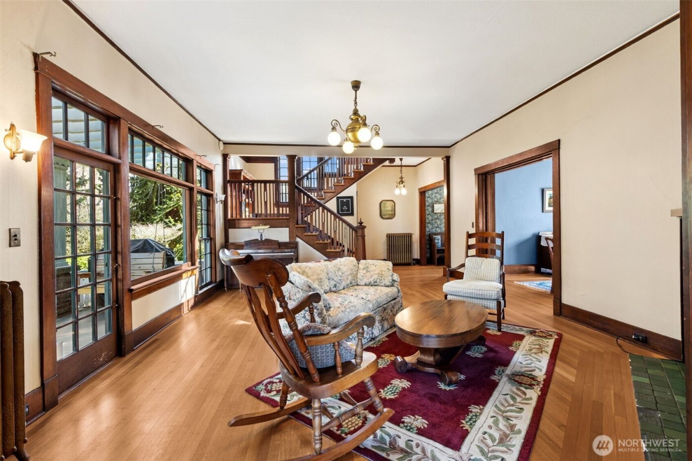 1 East Road , Tacoma, WA 98406