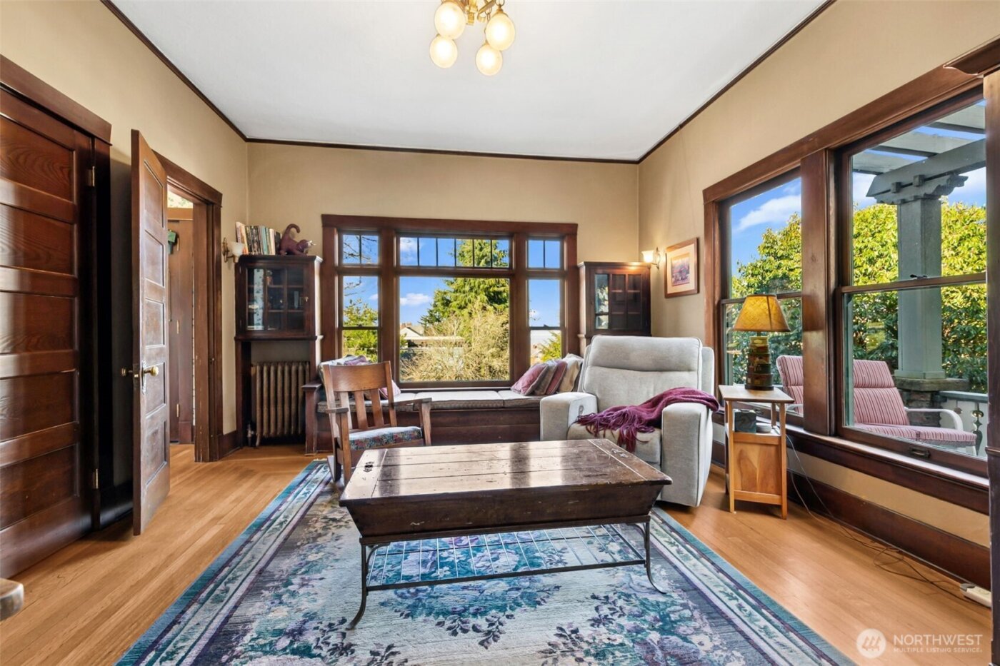 1 East Road , Tacoma, WA 98406