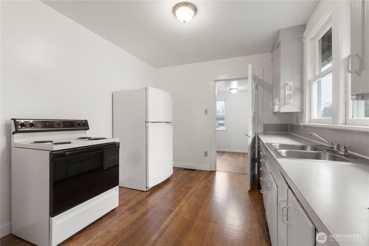 3702 S Gunnison Street , Tacoma, WA 98409