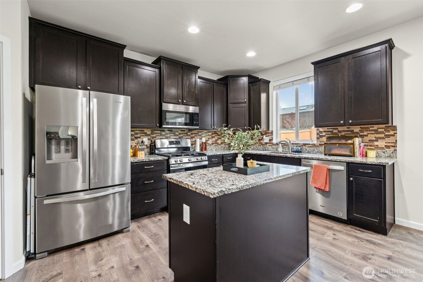 13829 67th Avenue E, Puyallup, WA 98373