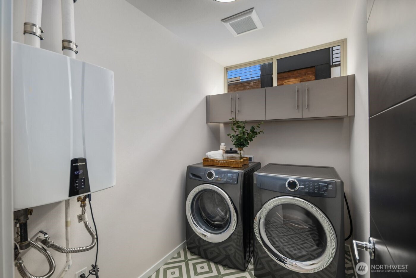 1727 NW 60th Street , Seattle, WA 98107