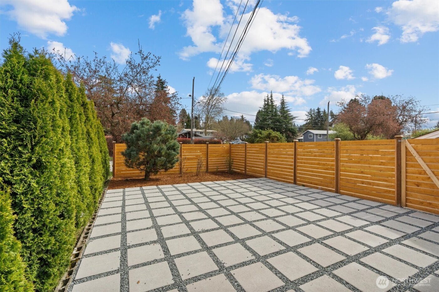 7407 25th Avenue NE, Seattle, WA 98115