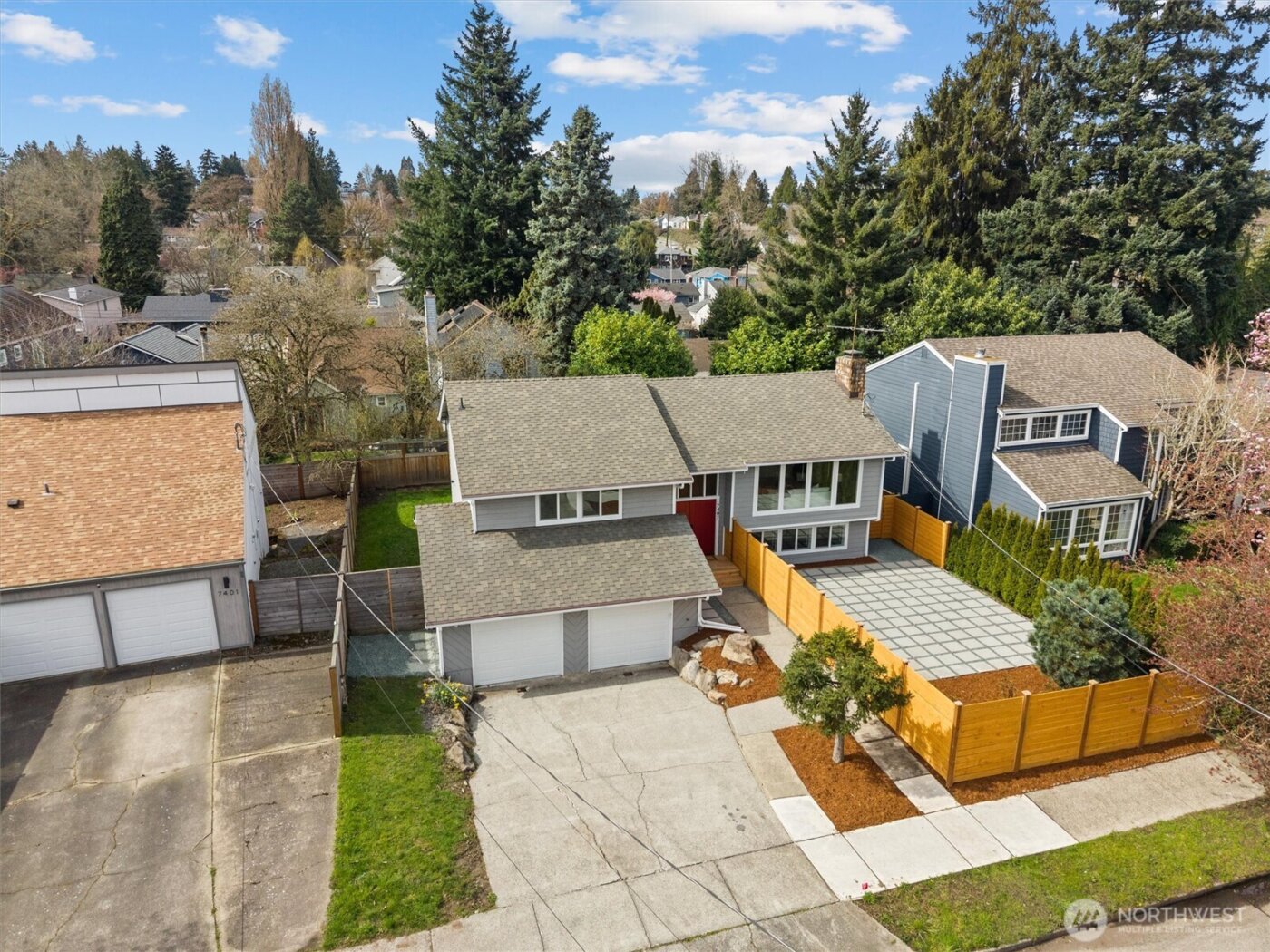 7407 25th Avenue NE, Seattle, WA 98115