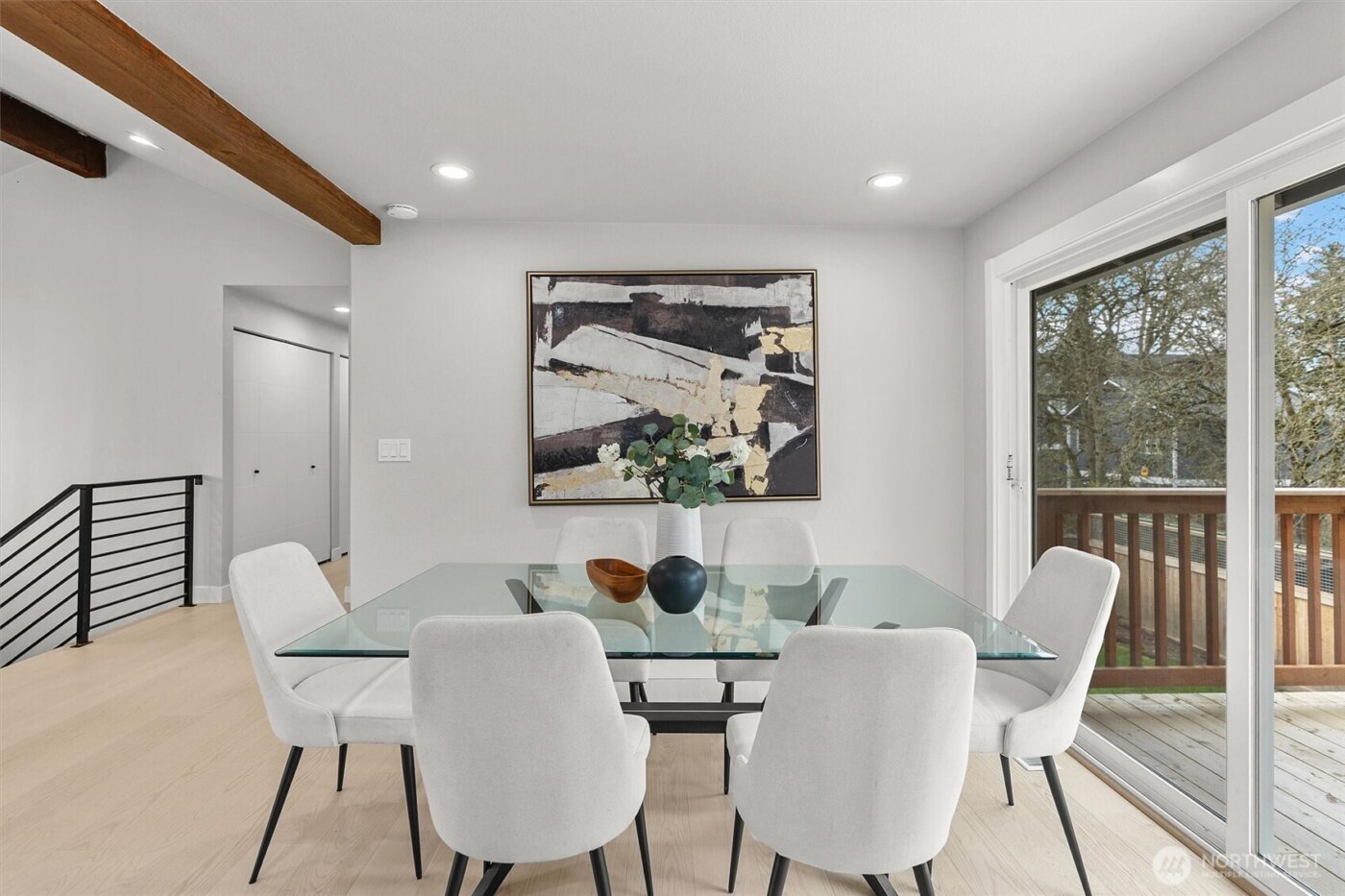 7407 25th Avenue NE, Seattle, WA 98115