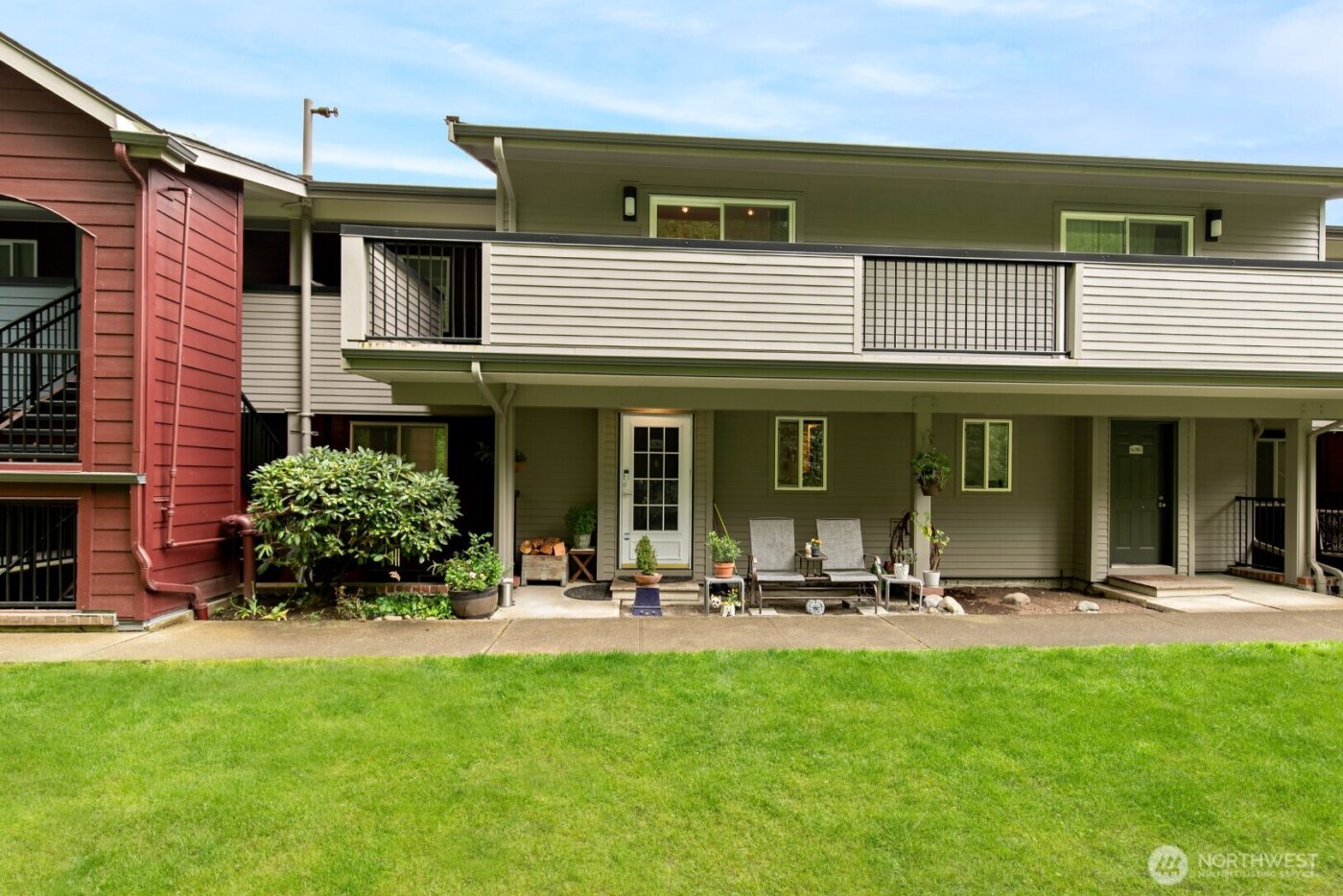 15809 Waynita Way NE #G204, Bothell, WA 98011