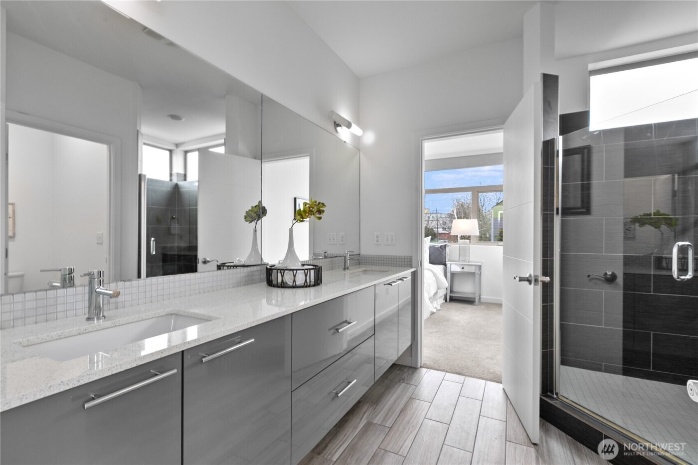 2514 S Washington Street , Seattle, WA 98144