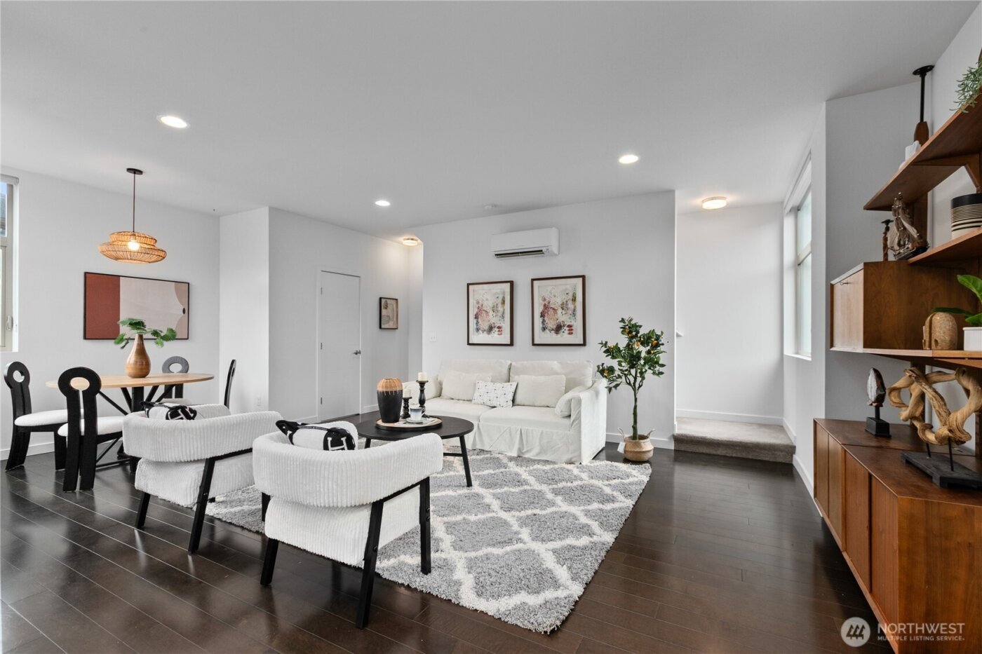 2514 S Washington Street , Seattle, WA 98144