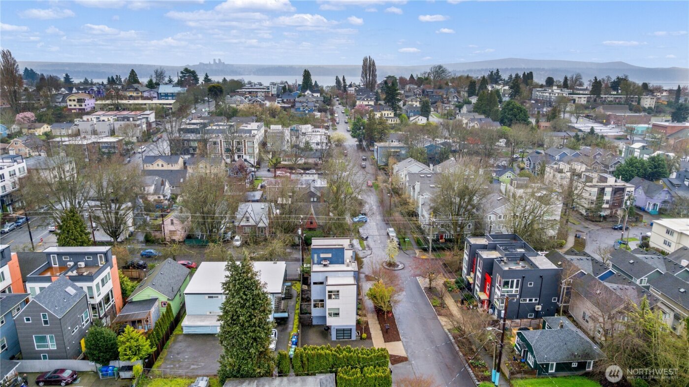 2514 S Washington Street , Seattle, WA 98144