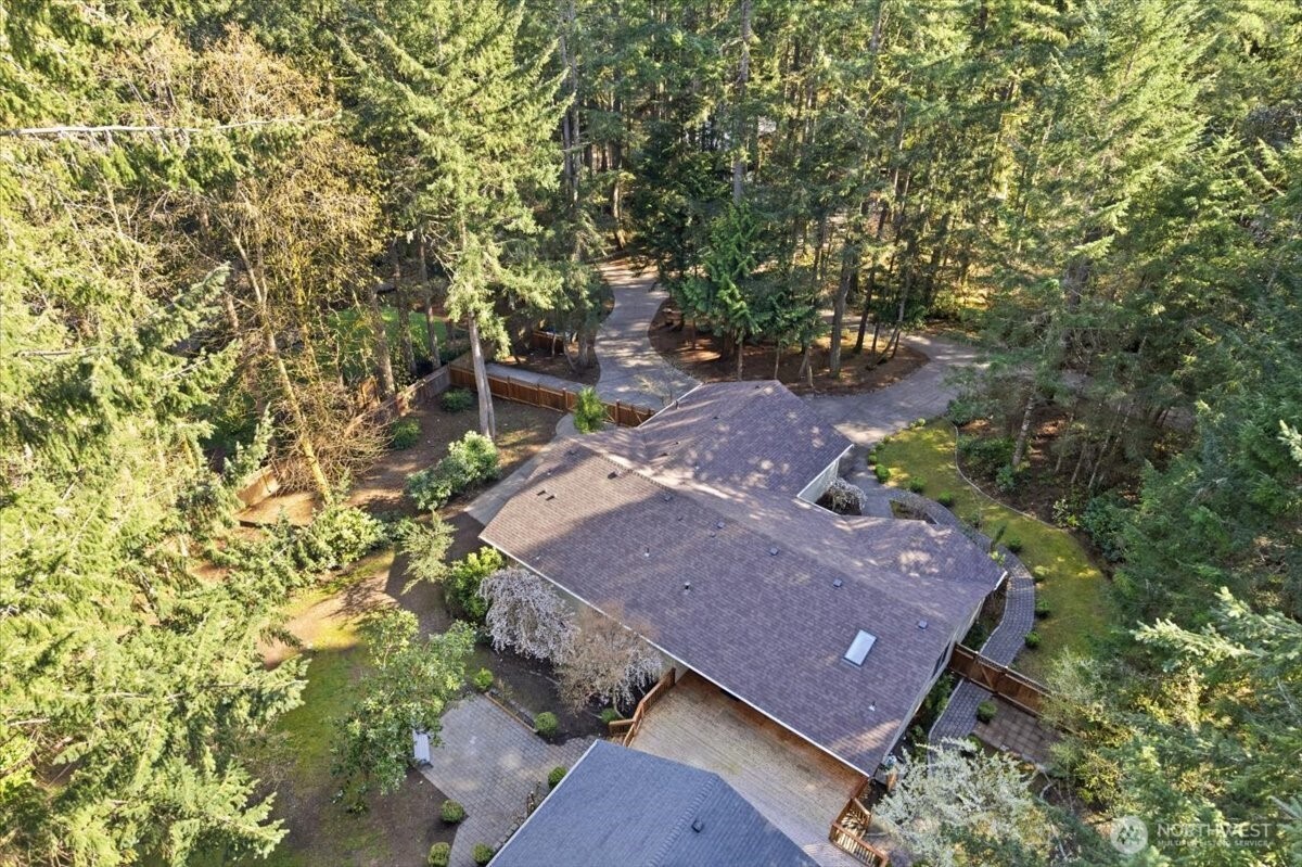 879 881 Kamus Way , Fox Island, WA 98333