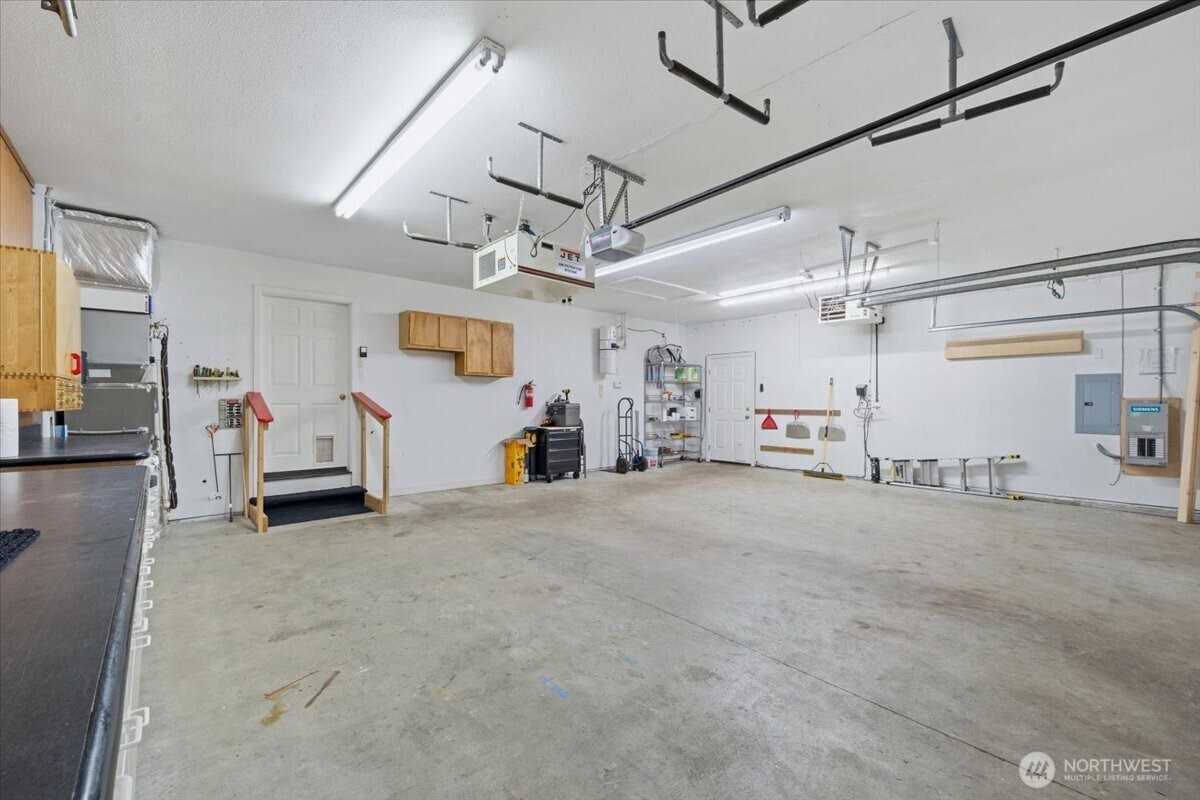 879 881 Kamus Way , Fox Island, WA 98333