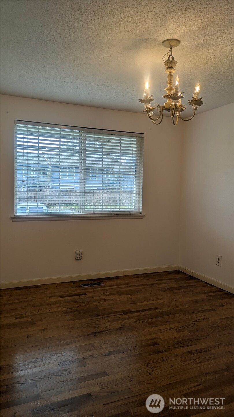 7361 S Wilkeson Street , Tacoma, WA 98408