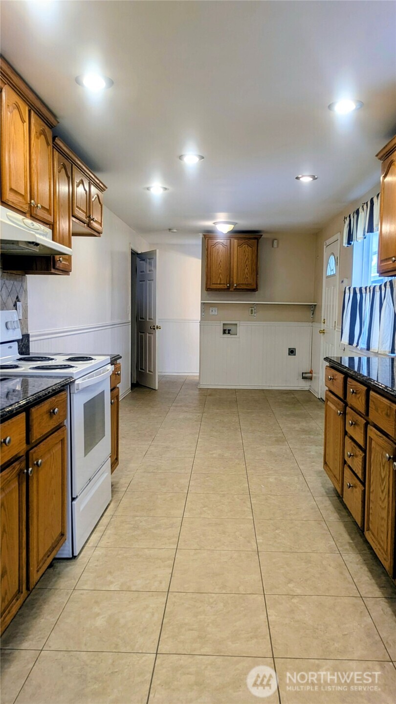 7361 S Wilkeson Street , Tacoma, WA 98408