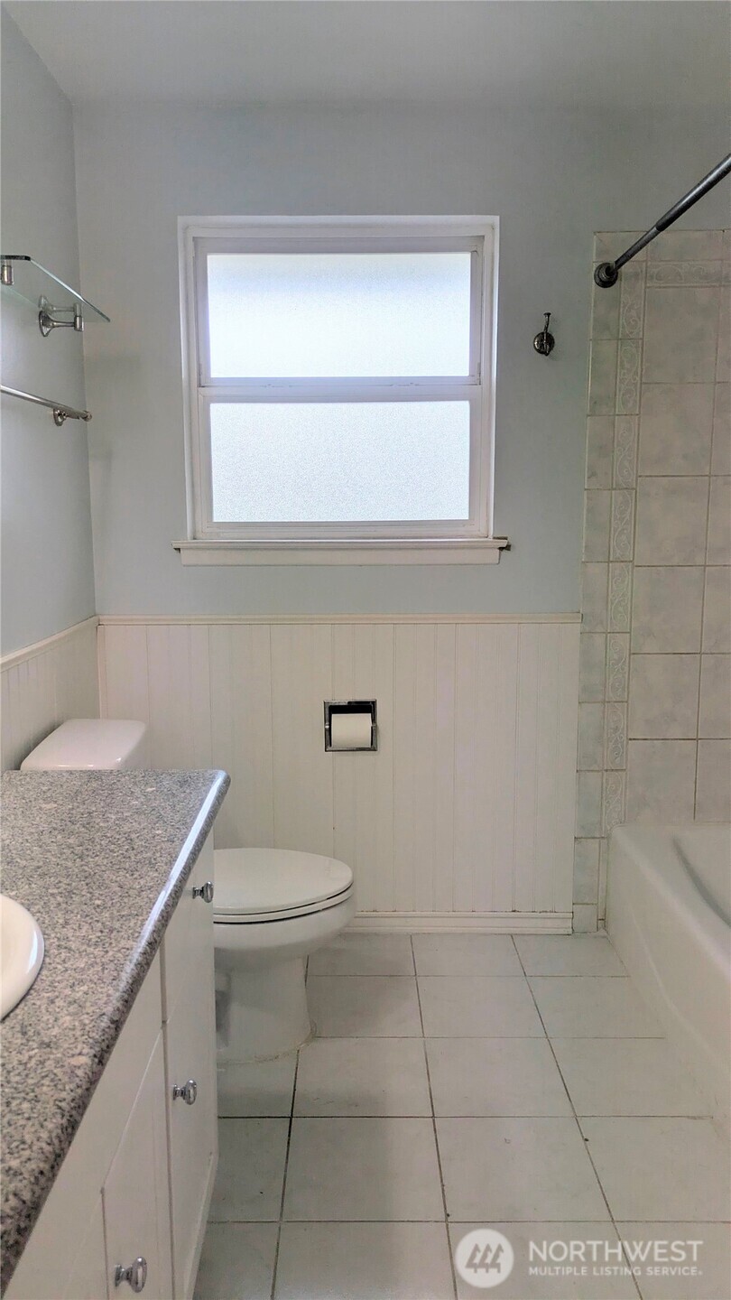 7361 S Wilkeson Street , Tacoma, WA 98408