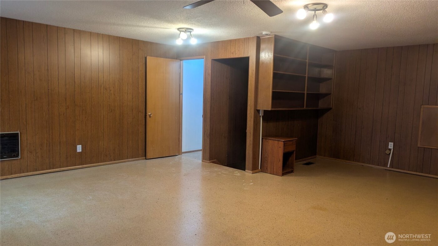 7361 S Wilkeson Street , Tacoma, WA 98408