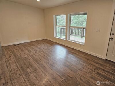 190 Tamaracks Drive , Onalaska, WA 98570 - Photo 12