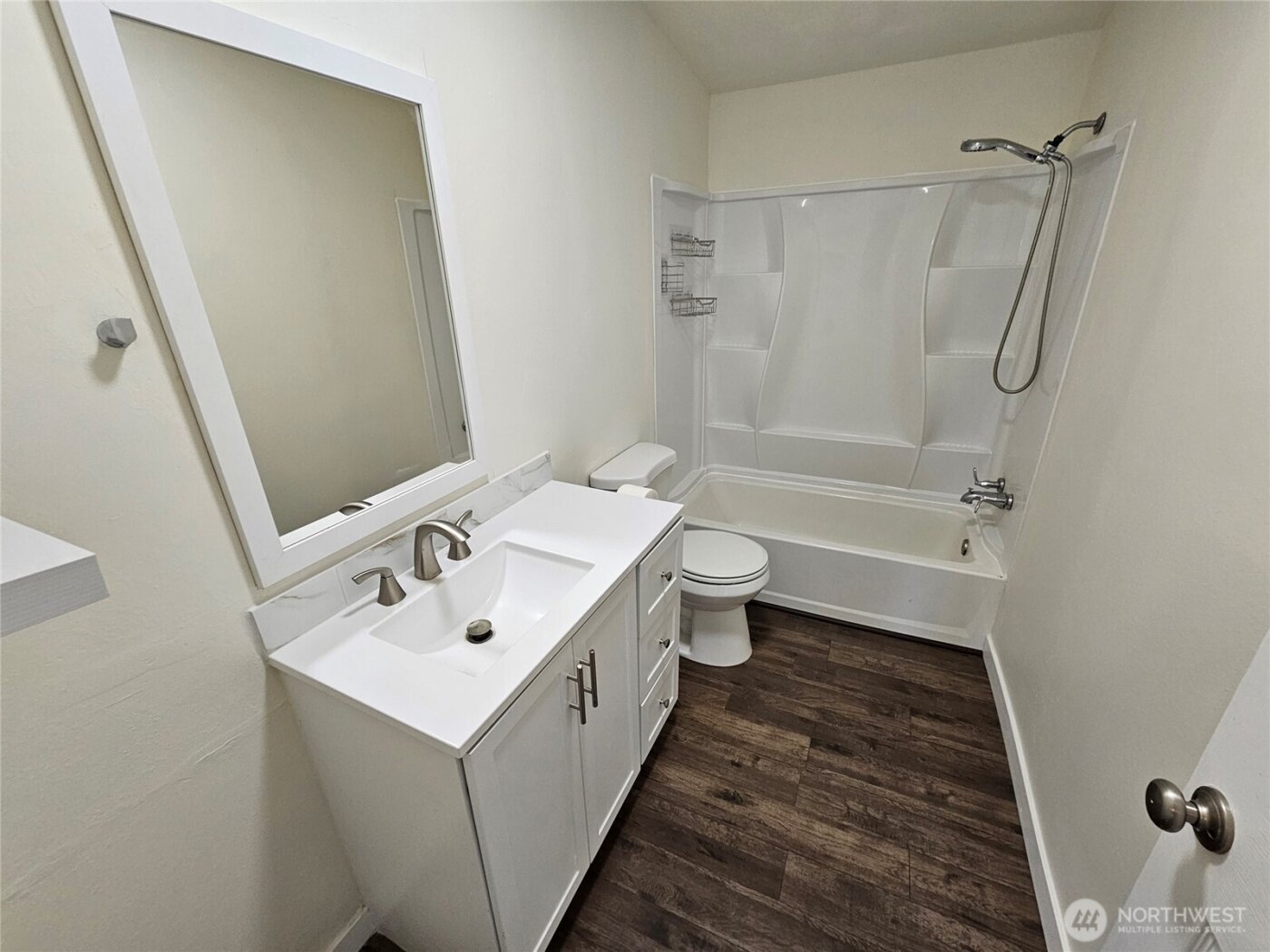 190 Tamaracks Drive , Onalaska, WA 98570