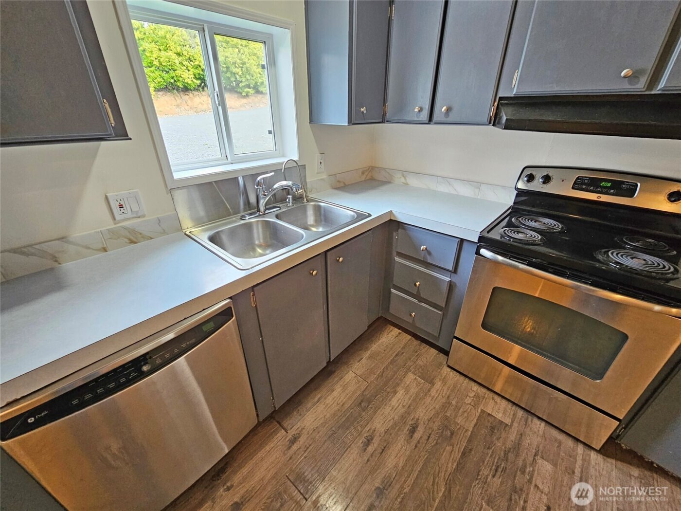 190 Tamaracks Drive , Onalaska, WA 98570