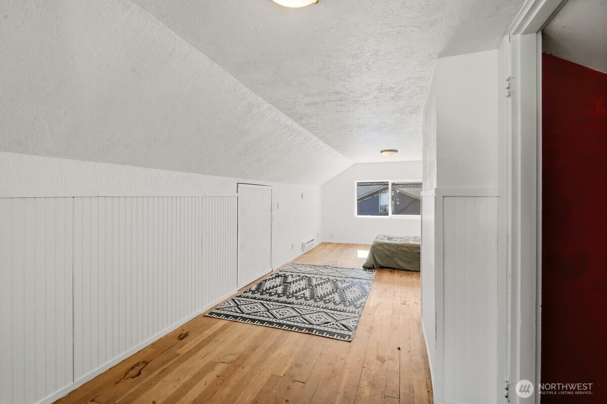 325 3rd Street , Morton, WA 98356