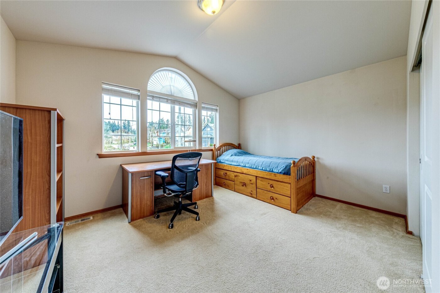 23815 22nd Avenue W, Bothell, WA 98021-9275