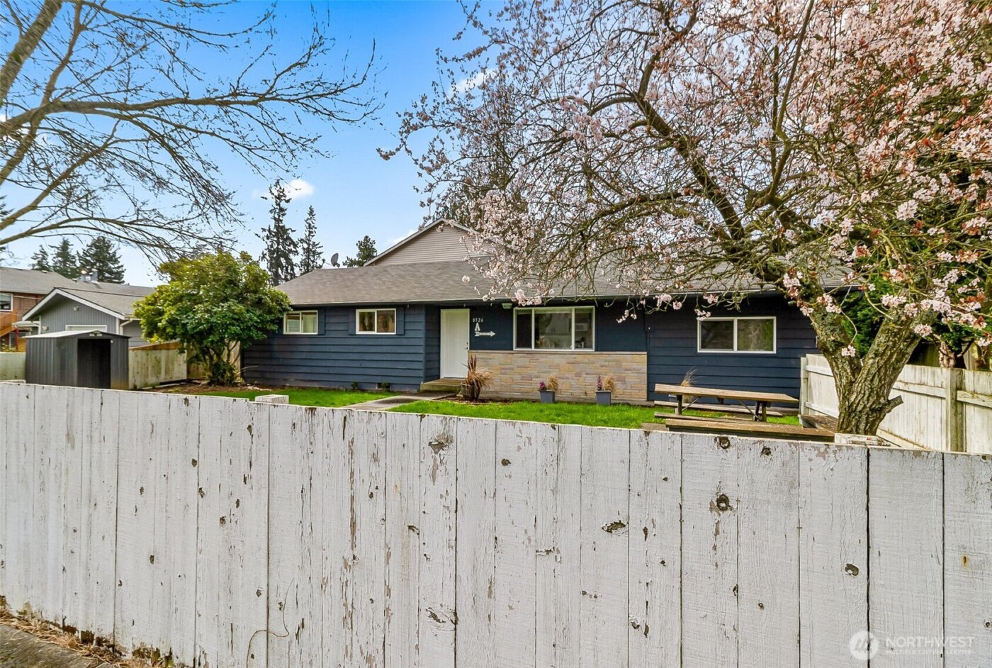 8526 8th Avenue W #A, Everett, WA 98204