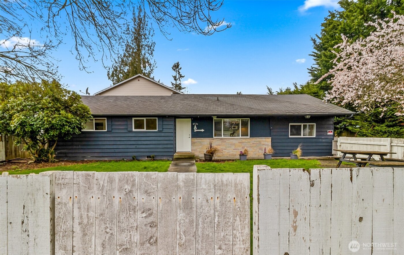 8526 8th Avenue W #A, Everett, WA 98204