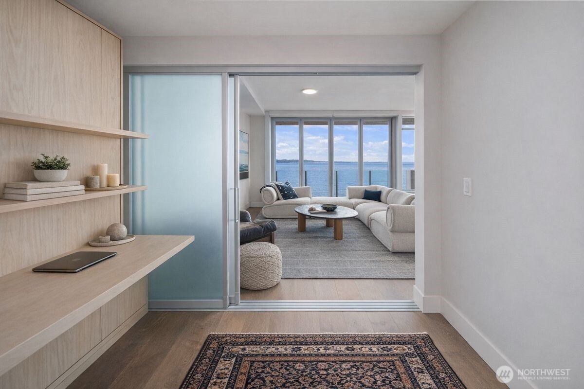 1250 Alki Avenue SW #3C, Seattle, WA 98116