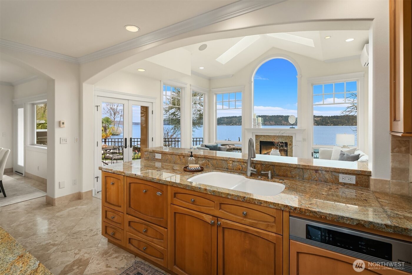 8772 Sand Point Way NE, Seattle, WA 98115