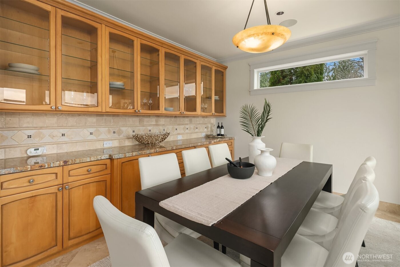 8772 Sand Point Way NE, Seattle, WA 98115