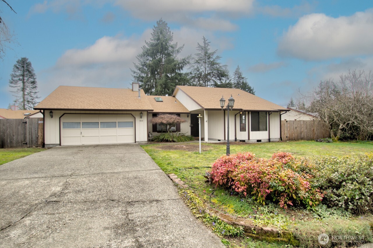 9018 Wendy Drive SE, Olympia, WA 98513-6824