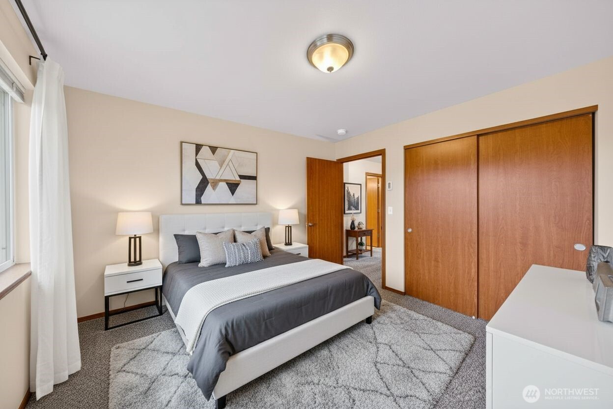 80 NE Melrose Drive , Oak Harbor, WA 98277