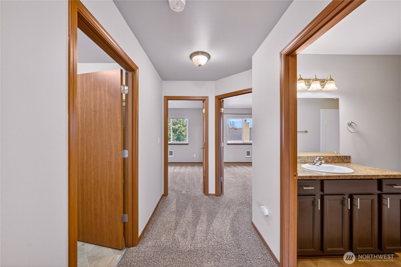 80 NE Melrose Drive , Oak Harbor, WA 98277